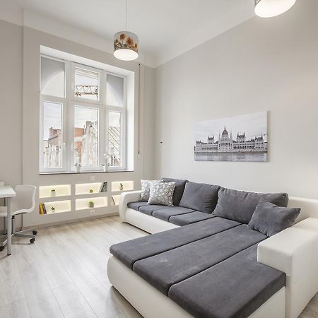 Kings Cross Apartment บูดาเปสต์ ภายนอก รูปภาพ
