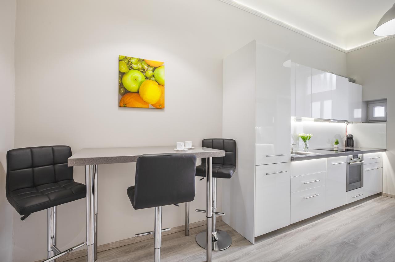Kings Cross Apartment บูดาเปสต์ ภายนอก รูปภาพ